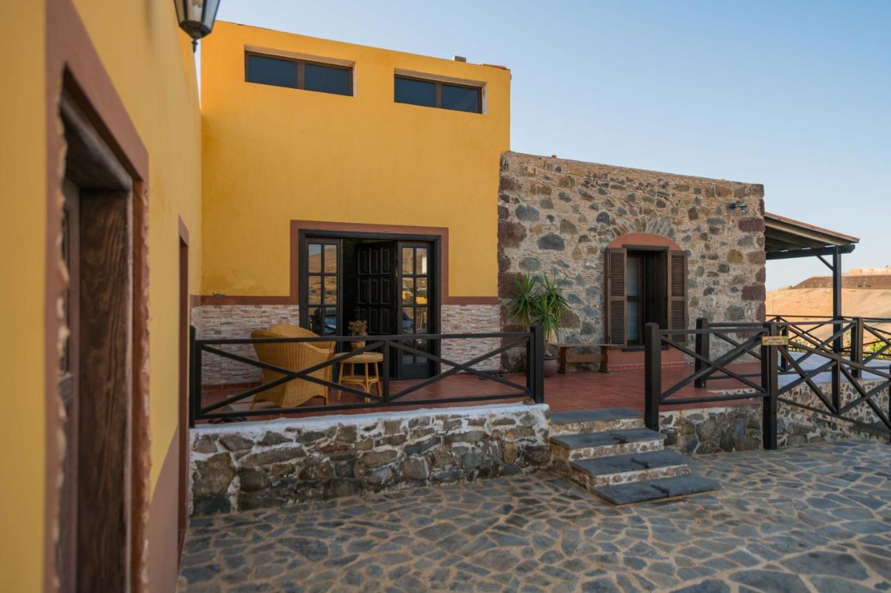 Hotel Rural Huerto Viejo Tesejerague Exterior foto