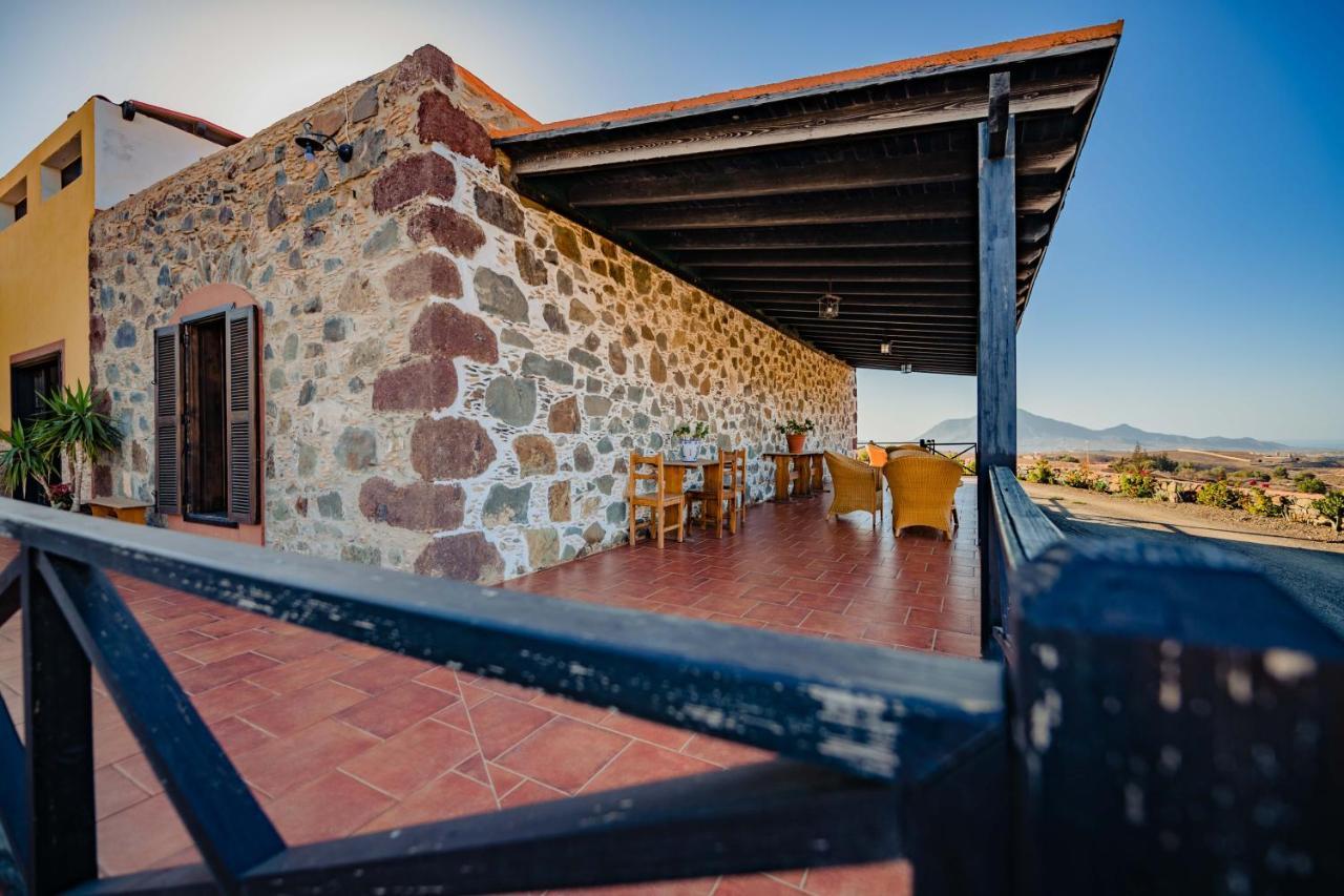 Hotel Rural Huerto Viejo Tesejerague Exterior foto
